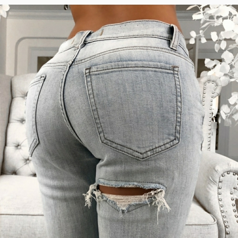 Ekattire Leighton girlfriend jeans
